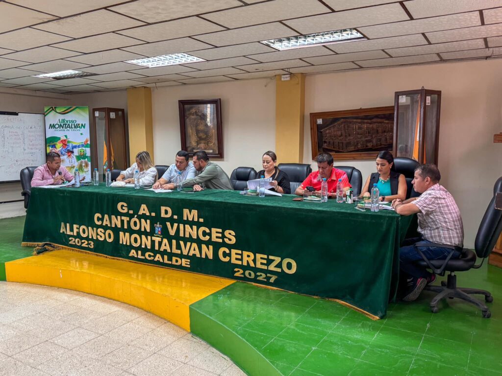 UNA SESION MAS DEL CONSEJO MUNICIPAL DE VINCES